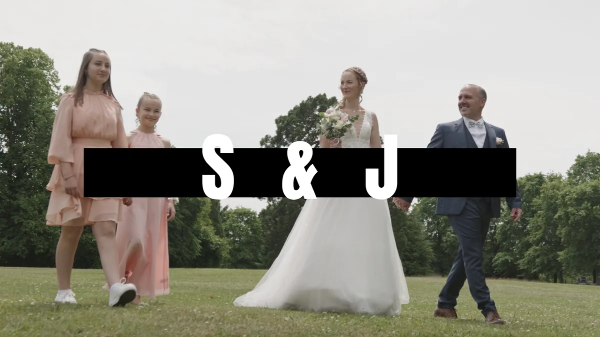Mariage champêtre de Solène et Julien à la Ferme de Maupoirier, à Jublains en Mayenne
